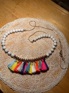 0197)Multicolor Tassel Bead Necklace with White wood Beads
